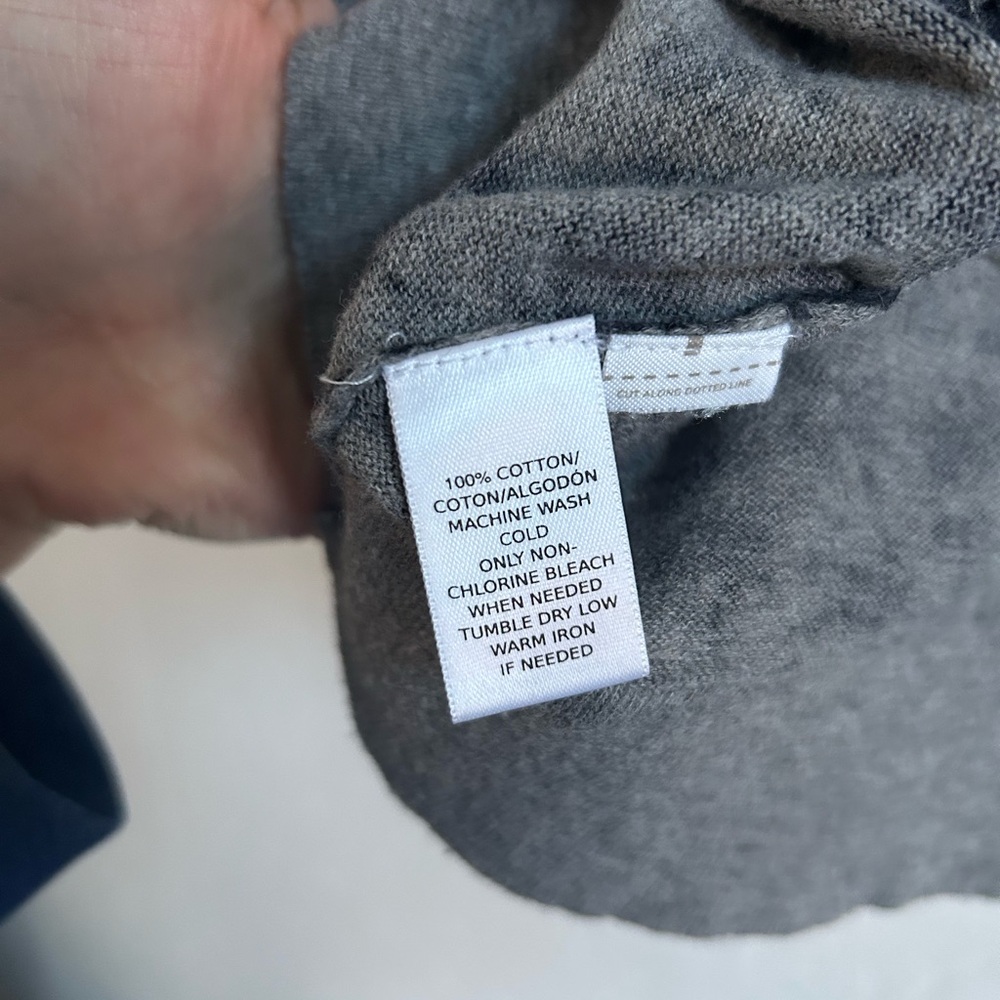 LOFT Gray Top with Black Leaf Pattern Long Sleeve - Picture 5 of 6